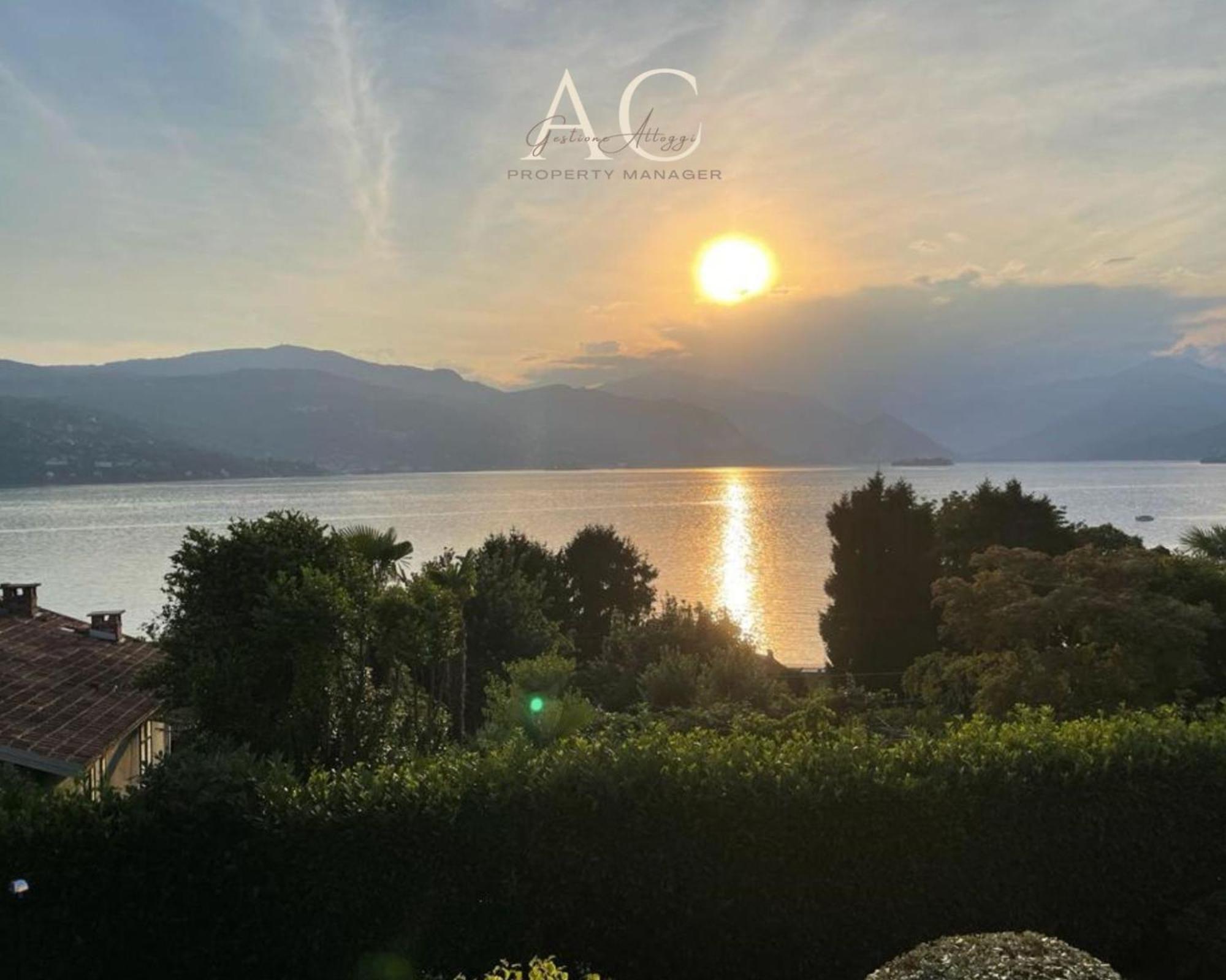 Reno Di Leggiuno The House On The Lake מראה חיצוני תמונה